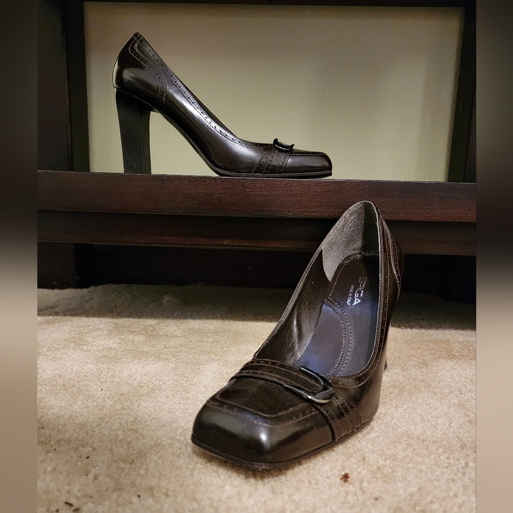 Via Spiga brown pumps - size 8.5